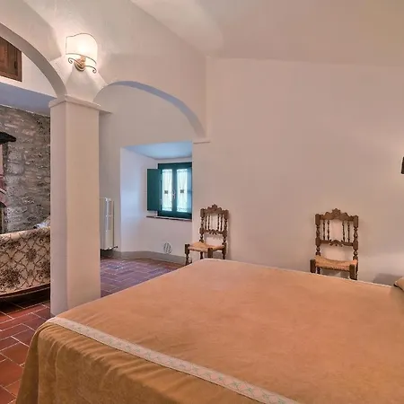 Castello Di Sarna 펜션 *
