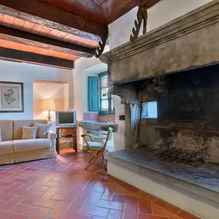 펜션 Castello Di Sarna *